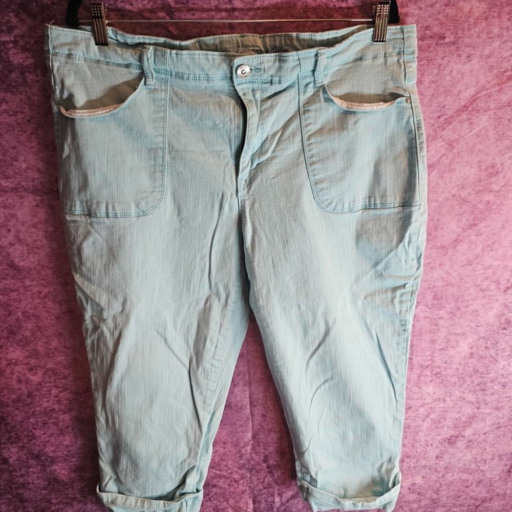 Turquoise Capri Pants
